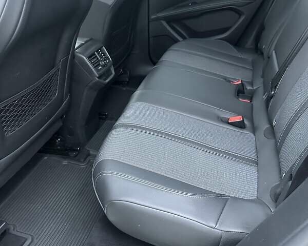 Синий Пежо 3008, объемом двигателя 1.5 л и пробегом 117 тыс. км за 23250 $, фото 37 на Automoto.ua