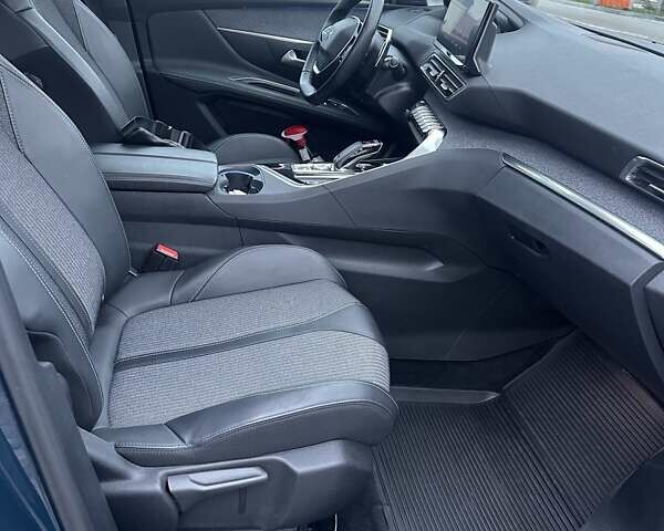 Синий Пежо 3008, объемом двигателя 1.5 л и пробегом 117 тыс. км за 23250 $, фото 31 на Automoto.ua