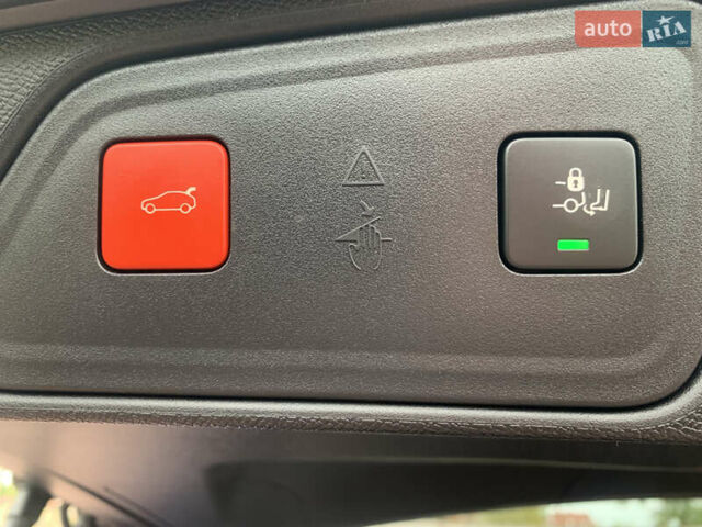 Синий Пежо 3008, объемом двигателя 1.5 л и пробегом 159 тыс. км за 22700 $, фото 18 на Automoto.ua