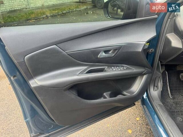 Синий Пежо 3008, объемом двигателя 1.5 л и пробегом 39 тыс. км за 28500 $, фото 9 на Automoto.ua