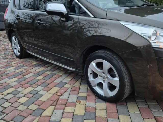 Зеленый Пежо 3008, объемом двигателя 0 л и пробегом 202 тыс. км за 9000 $, фото 2 на Automoto.ua