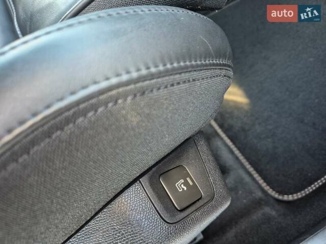 Помаранчевий Пежо 3008, об'ємом двигуна 2 л та пробігом 159 тис. км за 21999 $, фото 60 на Automoto.ua