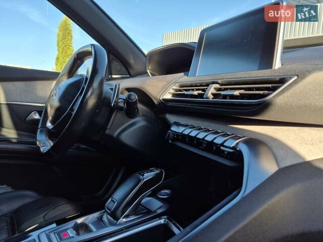 Помаранчевий Пежо 3008, об'ємом двигуна 2 л та пробігом 159 тис. км за 21999 $, фото 62 на Automoto.ua