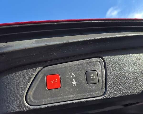 Помаранчевий Пежо 3008, об'ємом двигуна 2 л та пробігом 159 тис. км за 21999 $, фото 46 на Automoto.ua