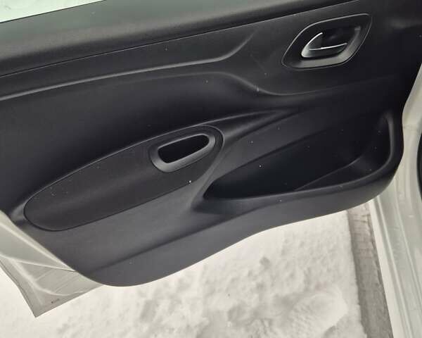 Белый Пежо 301, объемом двигателя 1.59 л и пробегом 85 тыс. км за 7999 $, фото 28 на Automoto.ua