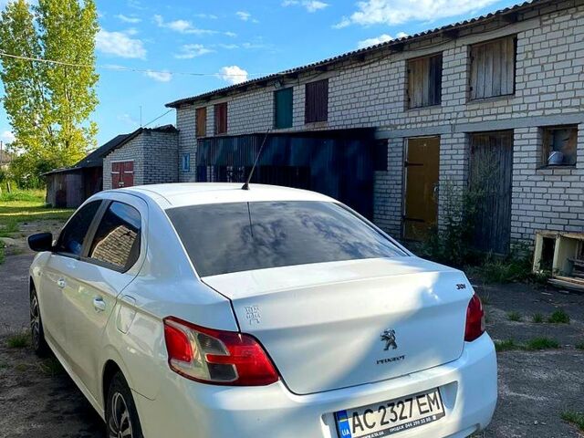 Белый Пежо 301, объемом двигателя 1.2 л и пробегом 202 тыс. км за 4500 $, фото 2 на Automoto.ua