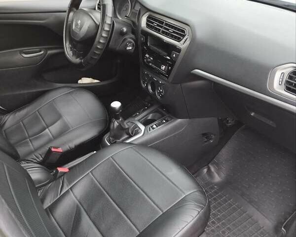 Белый Пежо 301, объемом двигателя 1.2 л и пробегом 188 тыс. км за 5300 $, фото 6 на Automoto.ua