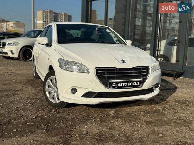 Белый Пежо 301, объемом двигателя 1.2 л и пробегом 90 тыс. км за 6290 $, фото 6 на Automoto.ua