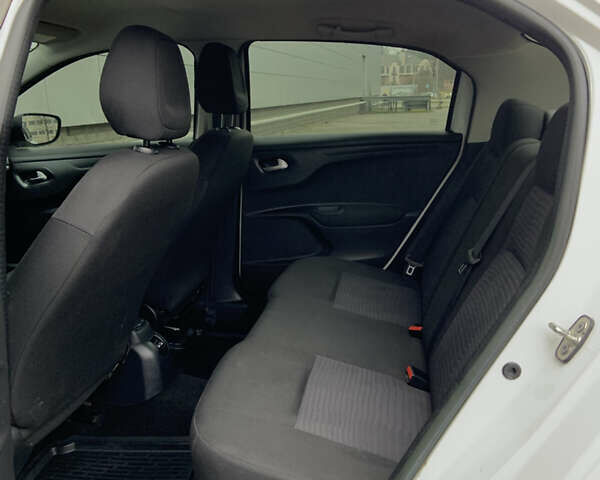 Белый Пежо 301, объемом двигателя 1.2 л и пробегом 124 тыс. км за 6450 $, фото 10 на Automoto.ua