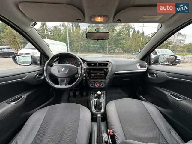 Пежо 301 2013 у Києві на Automoto.ua Білий Пежо 301, об'ємом двигуна 1.56 л та пробігом 330 тис. км за 4900 $, фото 10 на Automoto.ua