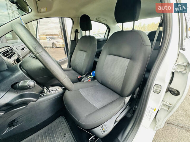 Білий Пежо 301, об'ємом двигуна 1.6 л та пробігом 85 тис. км за 7999 $, фото 35 на Automoto.ua