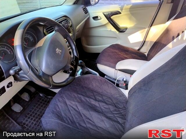 Белый Пежо 301, объемом двигателя 1.6 л и пробегом 145 тыс. км за 6200 $, фото 4 на Automoto.ua