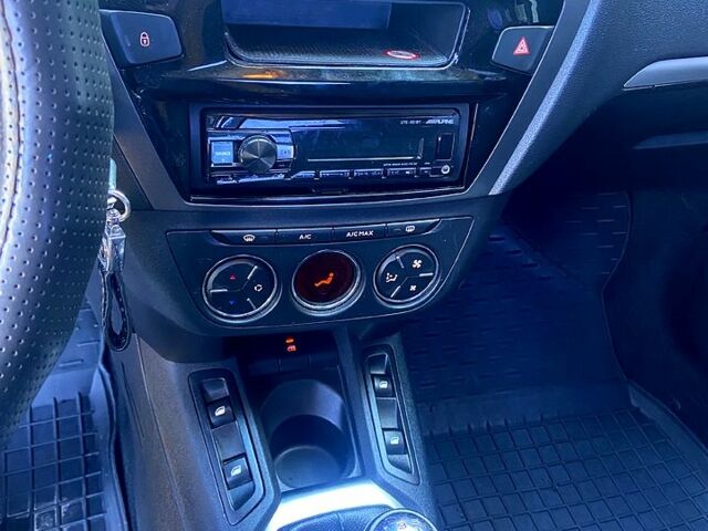 Белый Пежо 301, объемом двигателя 1.6 л и пробегом 132 тыс. км за 8300 $, фото 8 на Automoto.ua