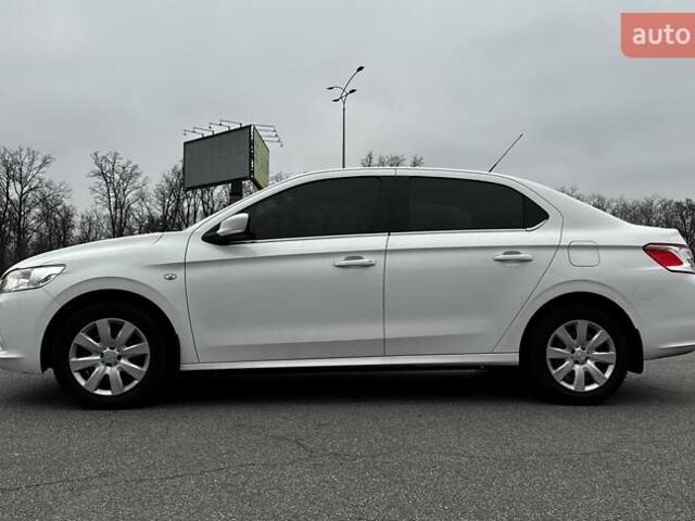 Білий Пежо 301, об'ємом двигуна 1.6 л та пробігом 109 тис. км за 6500 $, фото 3 на Automoto.ua