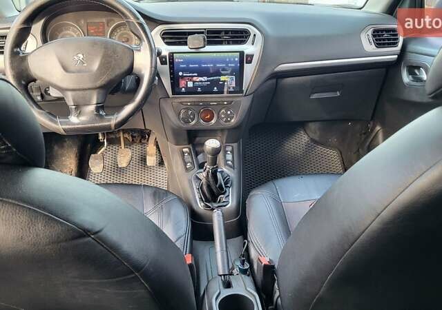 Белый Пежо 301, объемом двигателя 1.2 л и пробегом 268 тыс. км за 5900 $, фото 8 на Automoto.ua