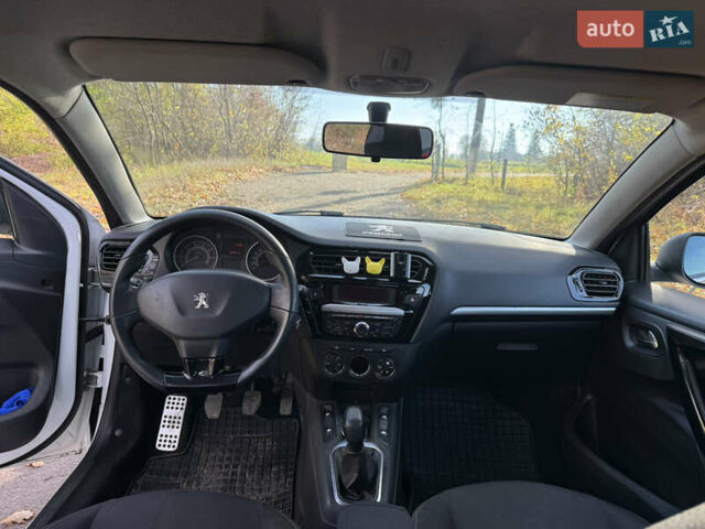 Белый Пежо 301, объемом двигателя 1.56 л и пробегом 334 тыс. км за 6000 $, фото 1 на Automoto.ua