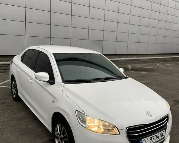 Белый Пежо 301, объемом двигателя 1.2 л и пробегом 124 тыс. км за 6450 $, фото 2 на Automoto.ua