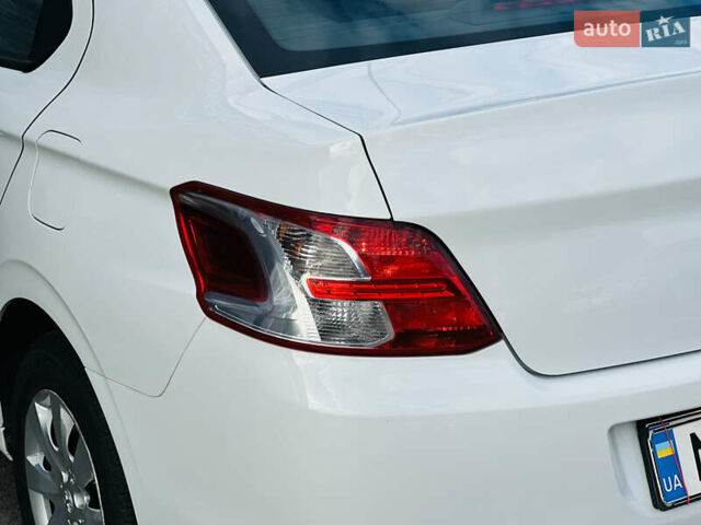 Білий Пежо 301, об'ємом двигуна 1.6 л та пробігом 85 тис. км за 7999 $, фото 5 на Automoto.ua
