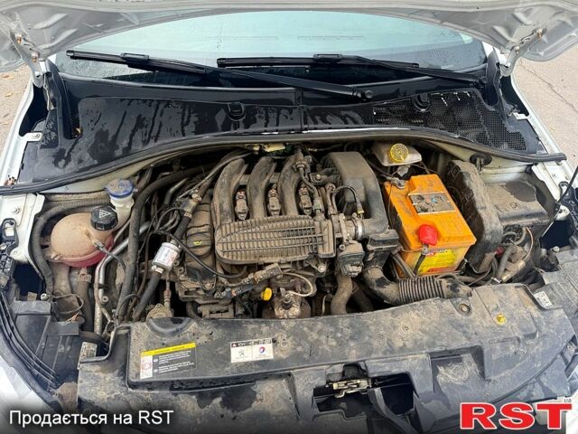 Пежо 301 2013 у Глобино на Automoto.ua Білий Пежо 301, об'ємом двигуна 1.2 л та пробігом 100 тис. км за 6000 $, фото 9 на Automoto.ua