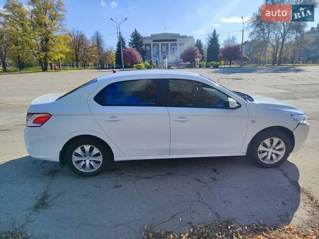 Білий Пежо 301, об'ємом двигуна 1.2 л та пробігом 115 тис. км за 7000 $, фото 1 на Automoto.ua