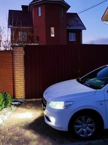 Білий Пежо 301, об'ємом двигуна 1.56 л та пробігом 147 тис. км за 7499 $, фото 1 на Automoto.ua