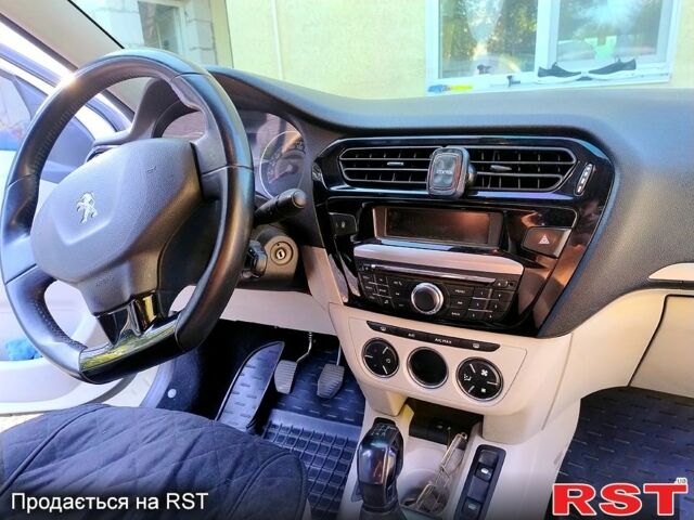 Белый Пежо 301, объемом двигателя 1.6 л и пробегом 145 тыс. км за 6200 $, фото 2 на Automoto.ua