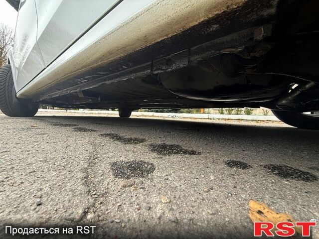 Пежо 301 2013 у Глобино на Automoto.ua Білий Пежо 301, об'ємом двигуна 1.2 л та пробігом 100 тис. км за 6000 $, фото 11 на Automoto.ua