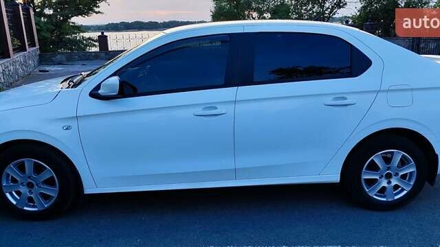 Білий Пежо 301, об'ємом двигуна 1.56 л та пробігом 147 тис. км за 7499 $, фото 9 на Automoto.ua