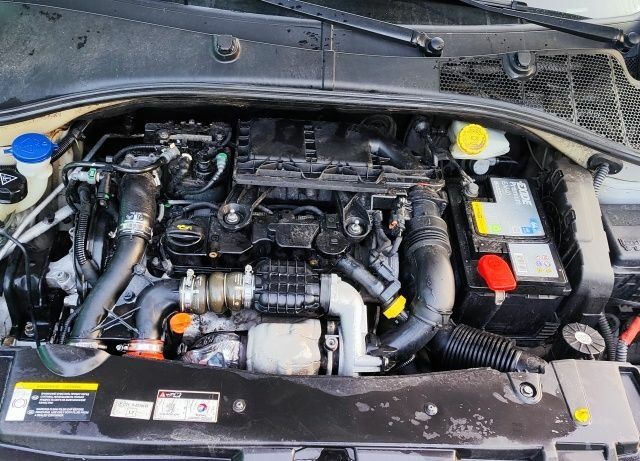 Белый Пежо 301, объемом двигателя 1.6 л и пробегом 151 тыс. км за 7500 $, фото 6 на Automoto.ua