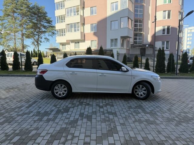 Белый Пежо 301, объемом двигателя 1.6 л и пробегом 3 тыс. км за 4900 $, фото 3 на Automoto.ua