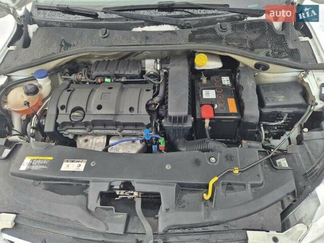 Белый Пежо 301, объемом двигателя 1.59 л и пробегом 85 тыс. км за 7999 $, фото 34 на Automoto.ua