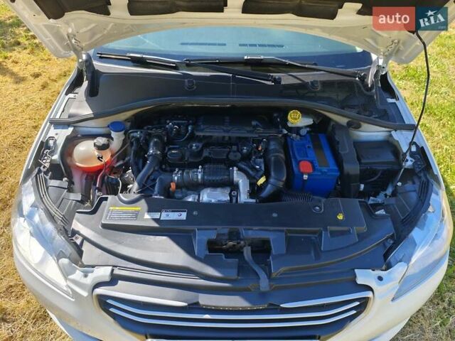 Белый Пежо 301, объемом двигателя 1.56 л и пробегом 283 тыс. км за 7000 $, фото 17 на Automoto.ua