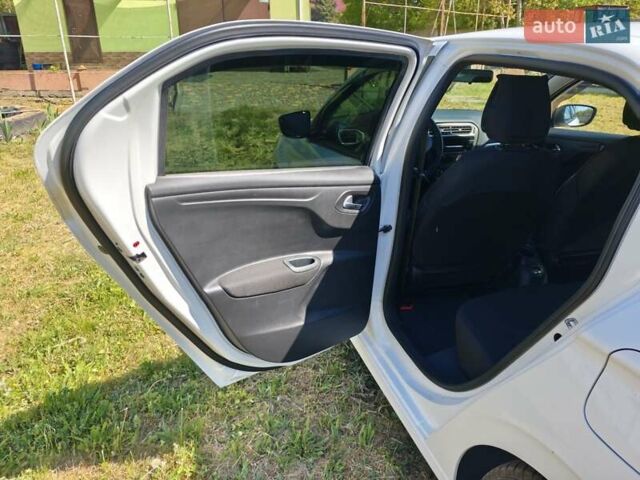 Белый Пежо 301, объемом двигателя 1.56 л и пробегом 283 тыс. км за 7000 $, фото 2 на Automoto.ua