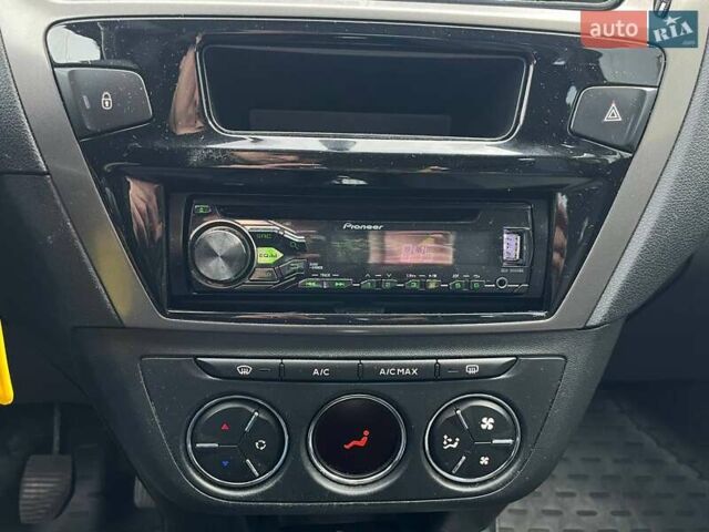 Белый Пежо 301, объемом двигателя 1.2 л и пробегом 338 тыс. км за 5190 $, фото 19 на Automoto.ua