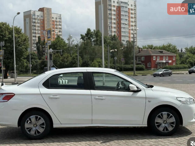 Білий Пежо 301, об'ємом двигуна 1.2 л та пробігом 166 тис. км за 5800 $, фото 4 на Automoto.ua