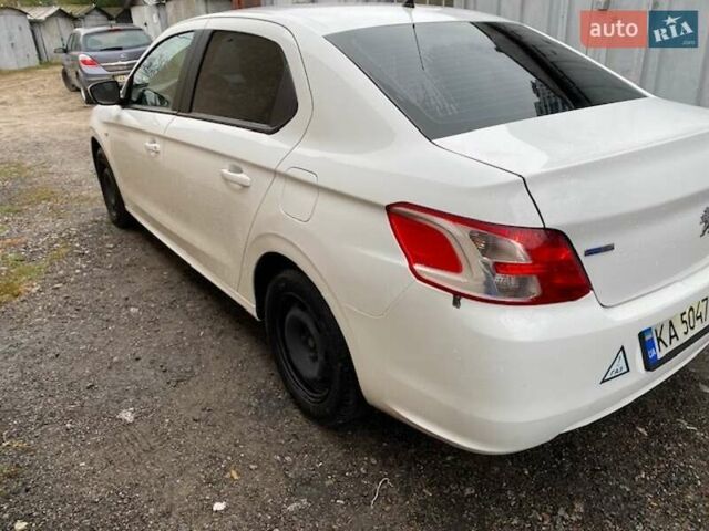 Белый Пежо 301, объемом двигателя 1.2 л и пробегом 338 тыс. км за 4400 $, фото 6 на Automoto.ua