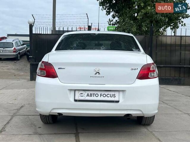 Белый Пежо 301, объемом двигателя 1.2 л и пробегом 277 тыс. км за 4190 $, фото 5 на Automoto.ua