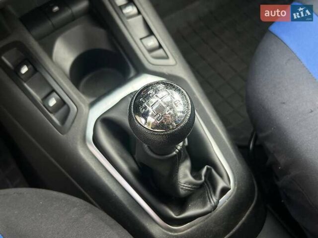 Белый Пежо 301, объемом двигателя 1.2 л и пробегом 277 тыс. км за 4190 $, фото 18 на Automoto.ua