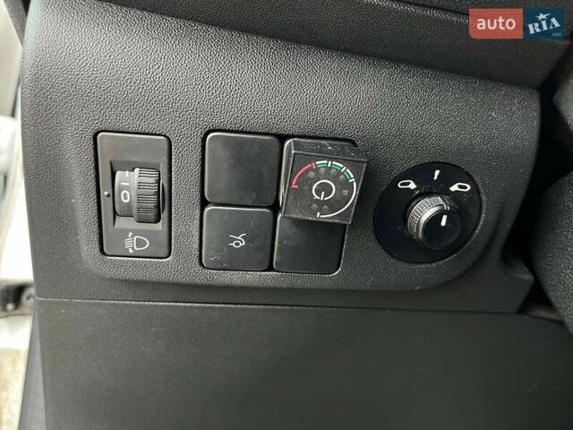 Белый Пежо 301, объемом двигателя 1.2 л и пробегом 338 тыс. км за 5190 $, фото 15 на Automoto.ua