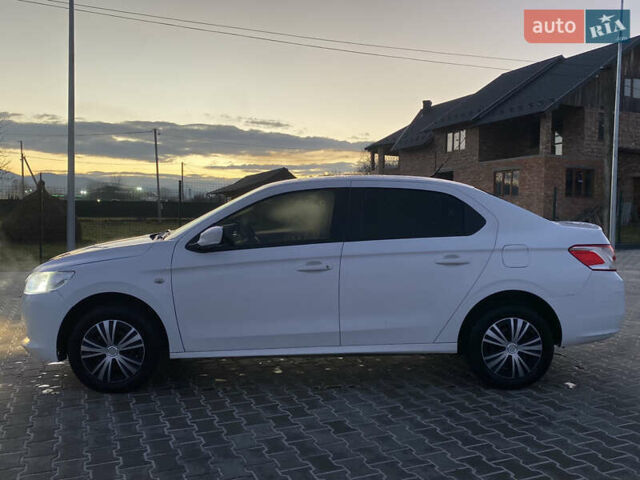 Белый Пежо 301, объемом двигателя 1.6 л и пробегом 140 тыс. км за 4750 $, фото 3 на Automoto.ua