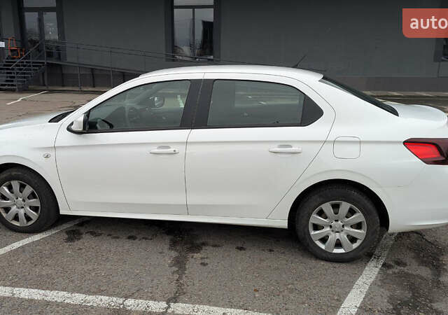 Белый Пежо 301, объемом двигателя 1.2 л и пробегом 184 тыс. км за 5400 $, фото 7 на Automoto.ua