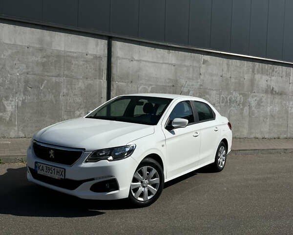 Белый Пежо 301, объемом двигателя 1.2 л и пробегом 92 тыс. км за 7100 $, фото 3 на Automoto.ua