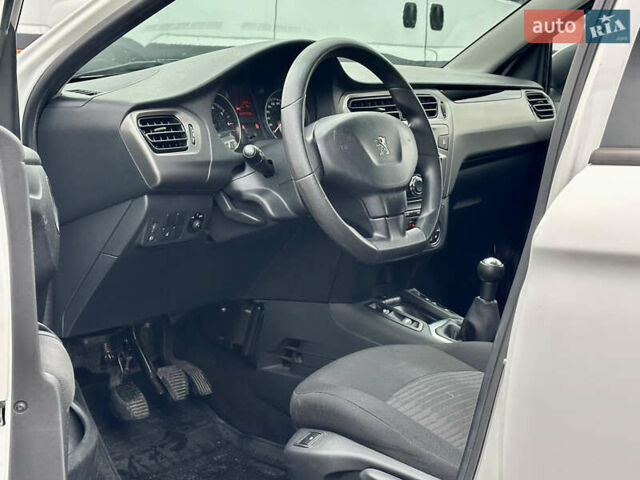 Білий Пежо 301, об'ємом двигуна 1.2 л та пробігом 92 тис. км за 6500 $, фото 8 на Automoto.ua