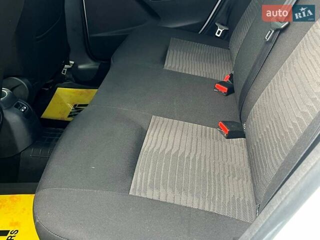 Белый Пежо 301, объемом двигателя 1.2 л и пробегом 134 тыс. км за 5550 $, фото 24 на Automoto.ua