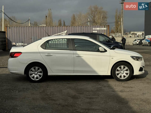 Белый Пежо 301, объемом двигателя 1.2 л и пробегом 180 тыс. км за 4600 $, фото 3 на Automoto.ua