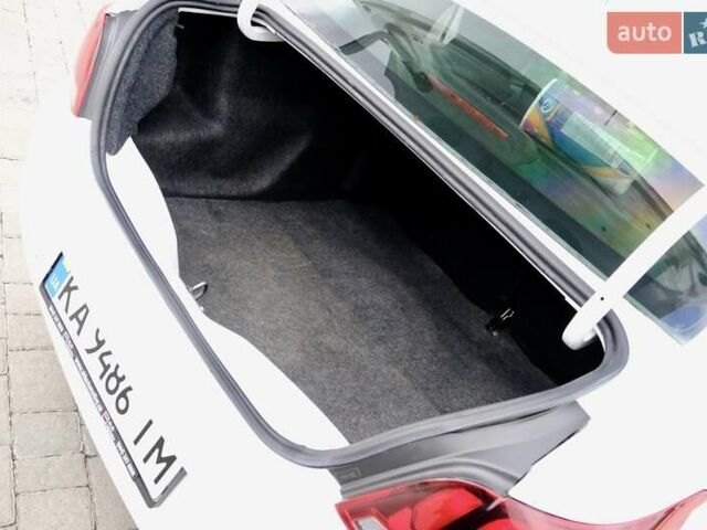 Белый Пежо 301, объемом двигателя 1.2 л и пробегом 168 тыс. км за 6200 $, фото 15 на Automoto.ua