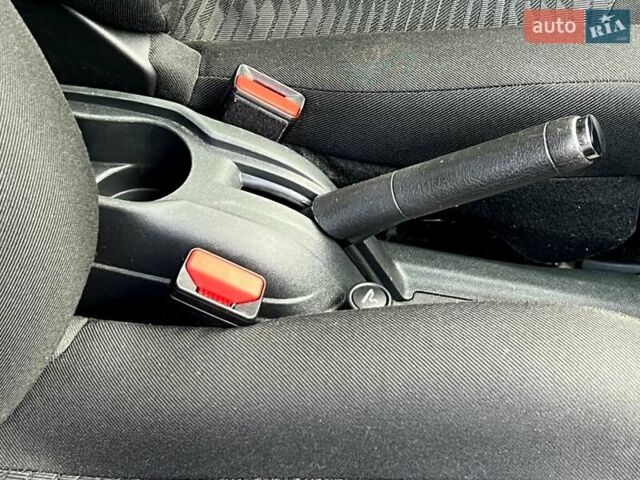 Белый Пежо 301, объемом двигателя 1.2 л и пробегом 134 тыс. км за 5550 $, фото 57 на Automoto.ua