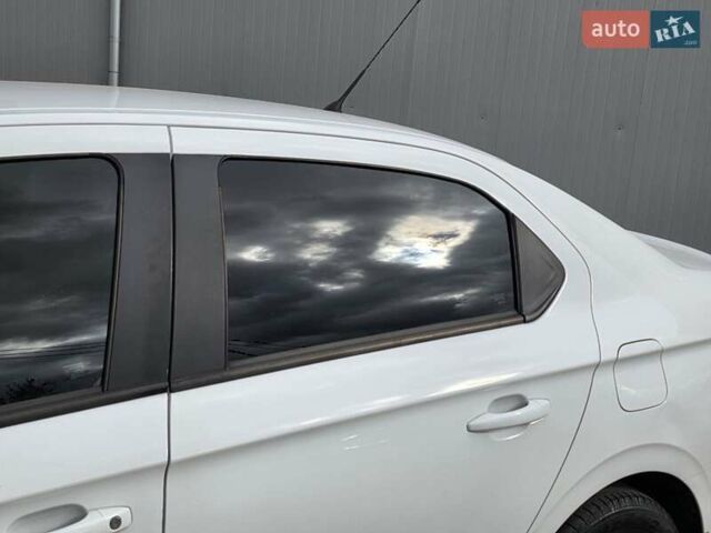 Білий Пежо 301, об'ємом двигуна 1.6 л та пробігом 129 тис. км за 6450 $, фото 13 на Automoto.ua