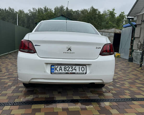 Белый Пежо 301, объемом двигателя 1.2 л и пробегом 146 тыс. км за 6300 $, фото 5 на Automoto.ua