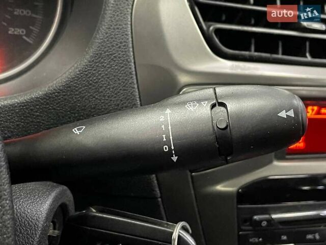 Білий Пежо 301, об'ємом двигуна 1.56 л та пробігом 227 тис. км за 8490 $, фото 21 на Automoto.ua